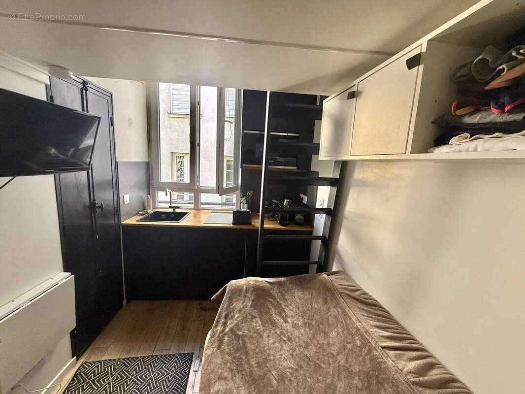 Appartement à PARIS-6E