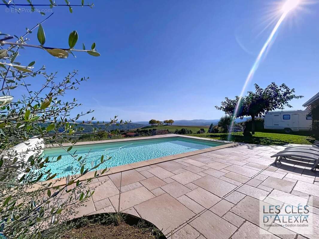 Maison à TUPIN-ET-SEMONS