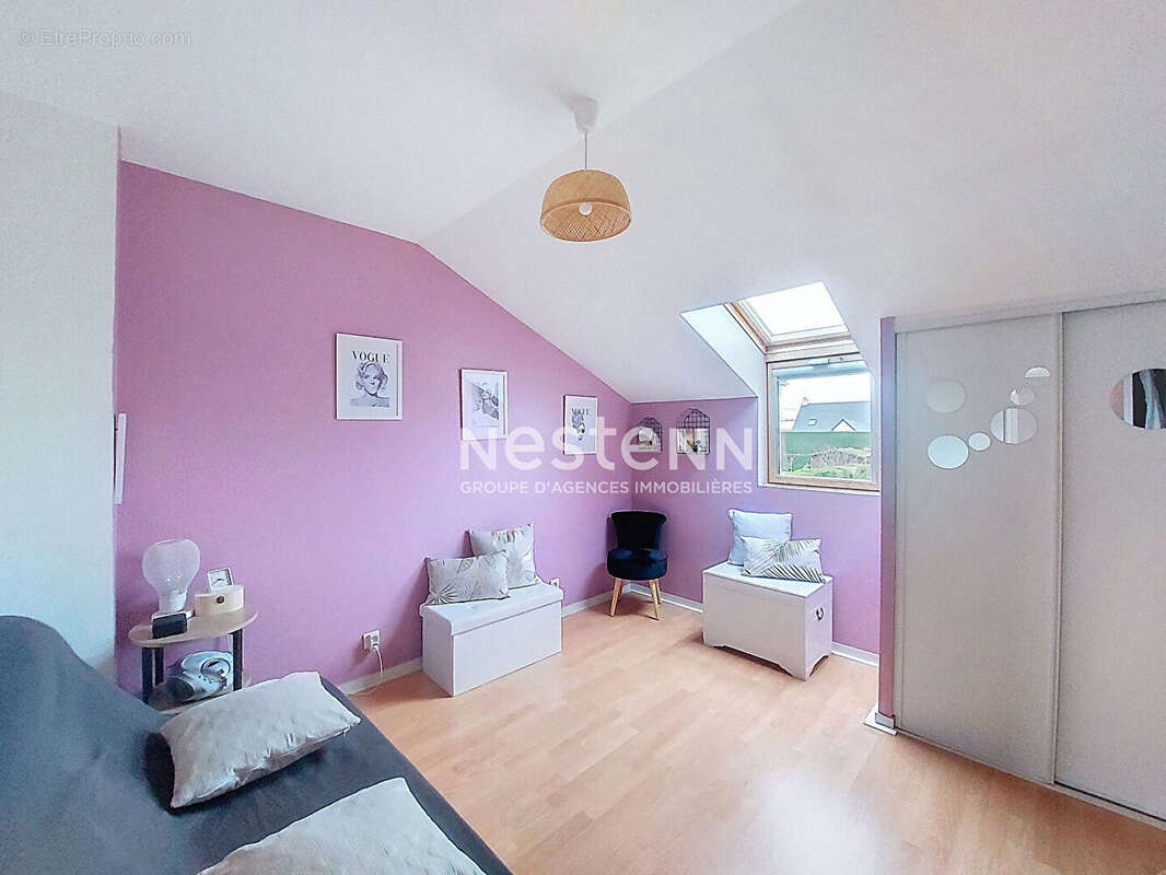 Maison à SAINTE-LUCE-SUR-LOIRE