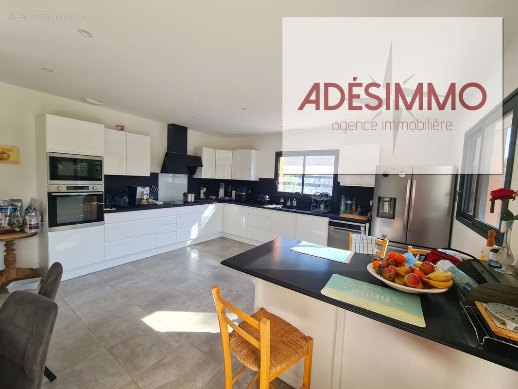 Maison à SAINT-SULPICE-SUR-LEZE