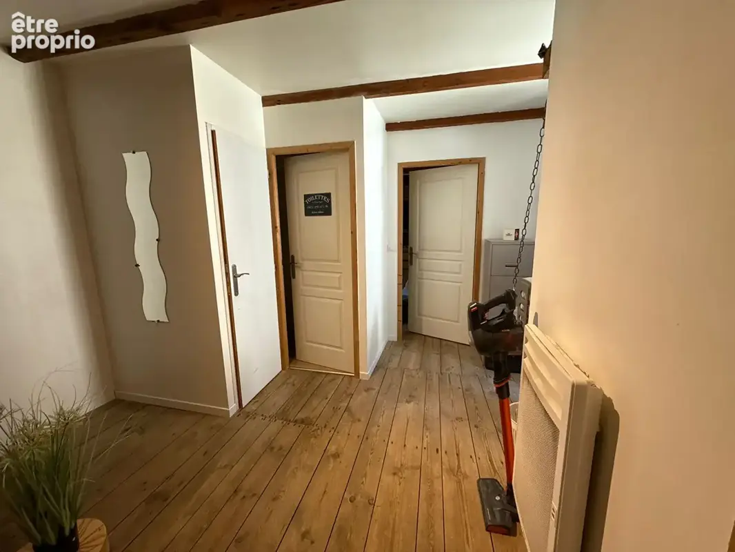 Maison de rue 103m² entièrement rénovée - Boffres - photo 7