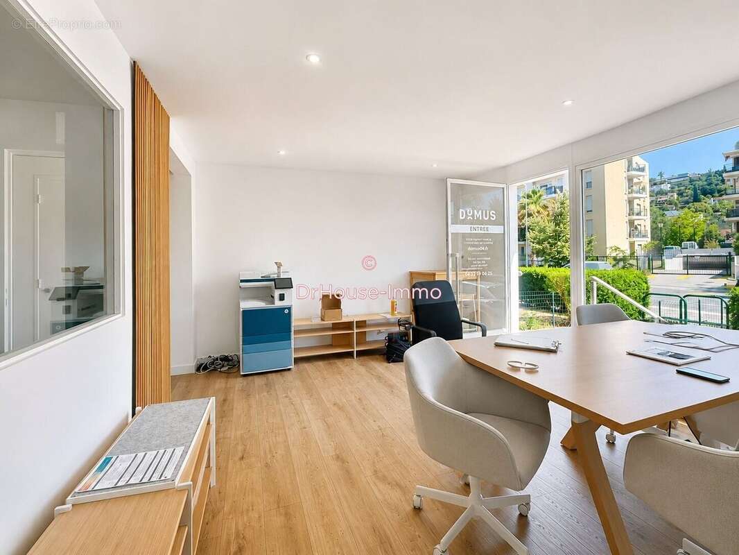 Commerce à CAGNES-SUR-MER