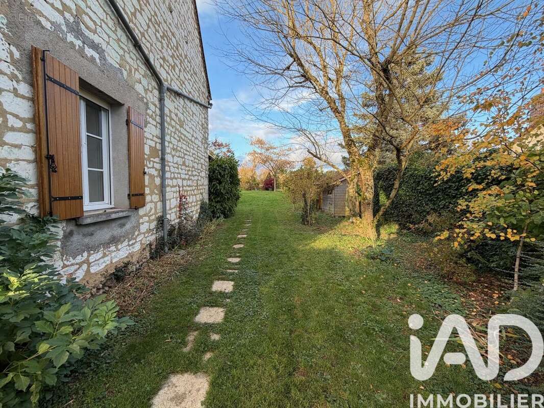 Photo 4 - Maison à CHASSY