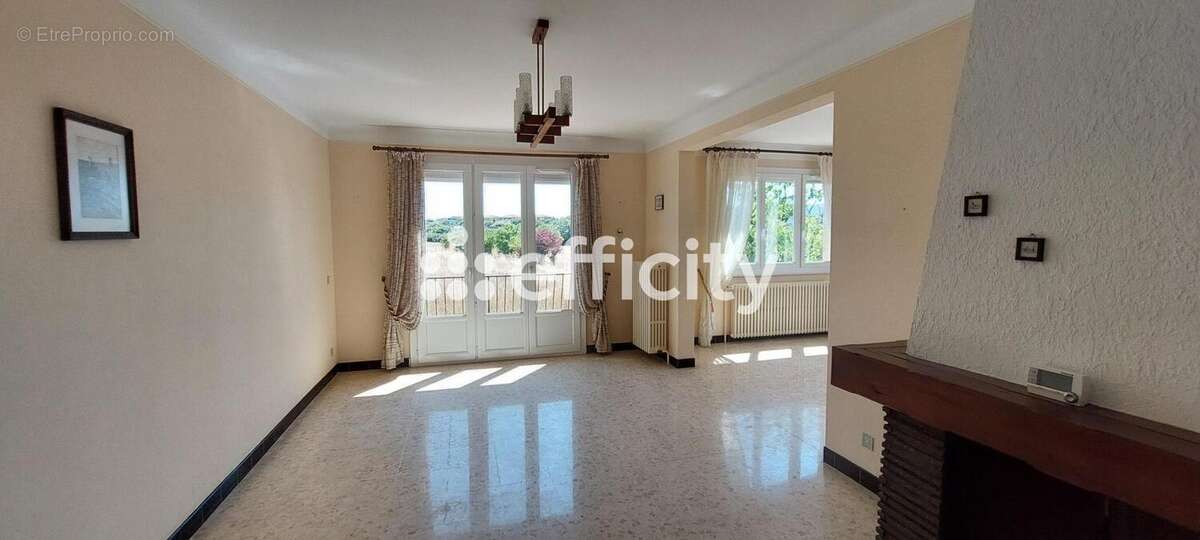 Maison 144 m² à Saint-Rambert-D'albon  - photo 6