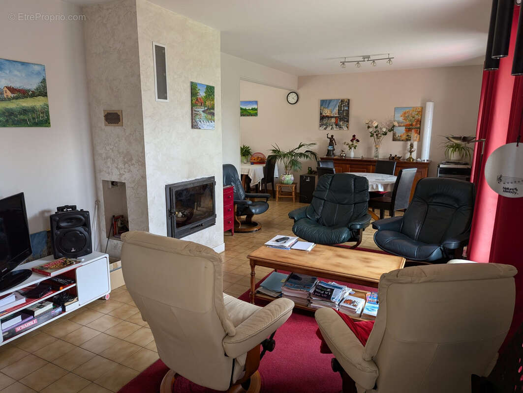 Maison à CHASSIGNOLLES