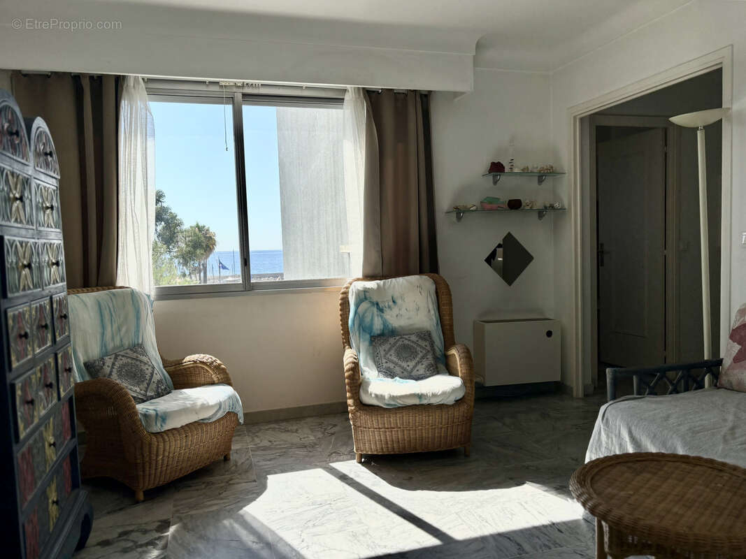 Appartement à ROQUEBRUNE-CAP-MARTIN