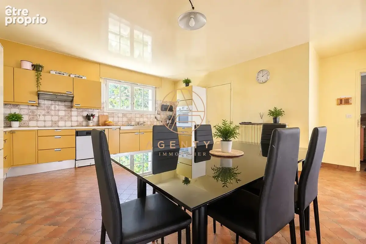 Maison 7 pièces 217 m² à vendre à Villiers-Sur-Marne (94350) - photo 8