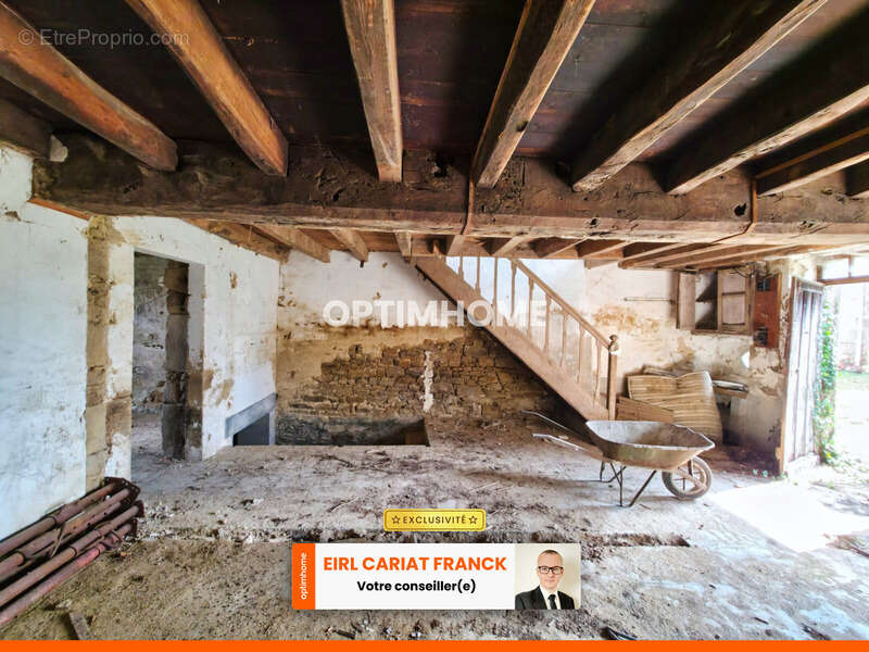 Maison à SAINT-AMAND-MAGNAZEIX