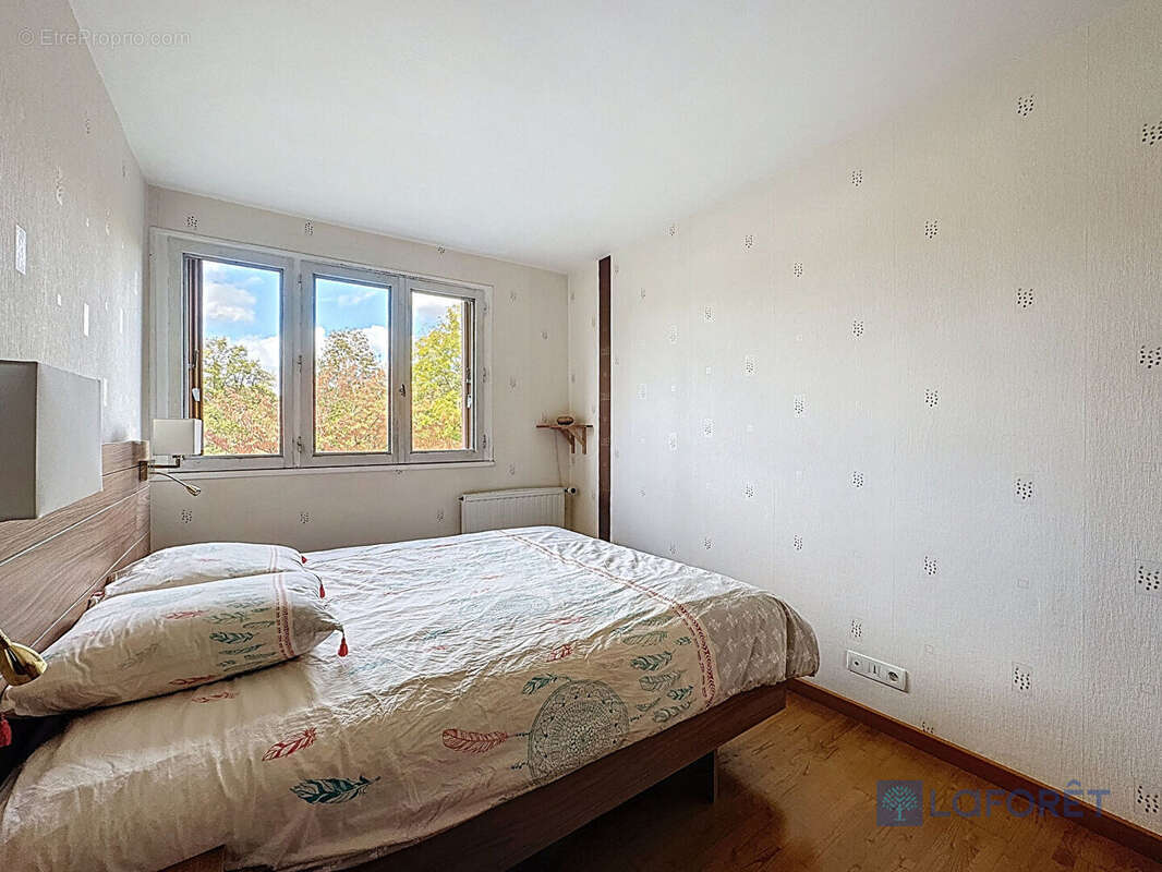 Appartement à SAINT-GERMAIN-LES-ARPAJON