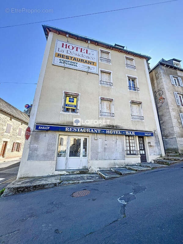 Maison à CHAUDES-AIGUES