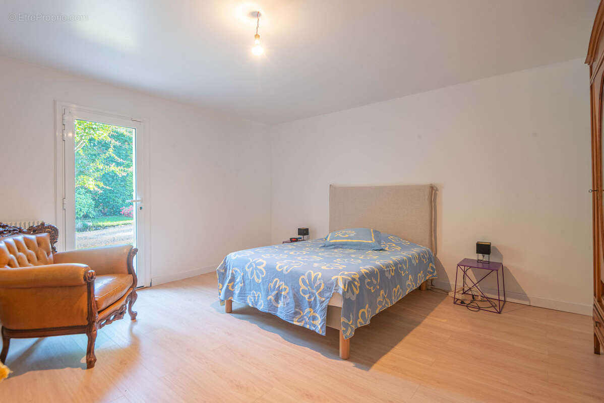 Maison à LIGNAN-DE-BORDEAUX