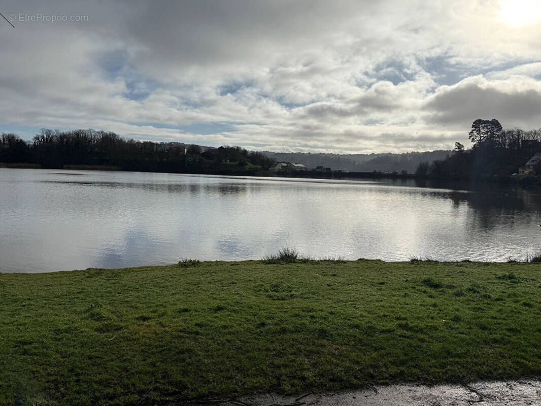 Maison à LE RELECQ-KERHUON