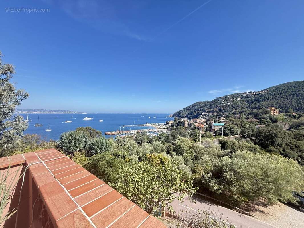 Maison à THEOULE-SUR-MER