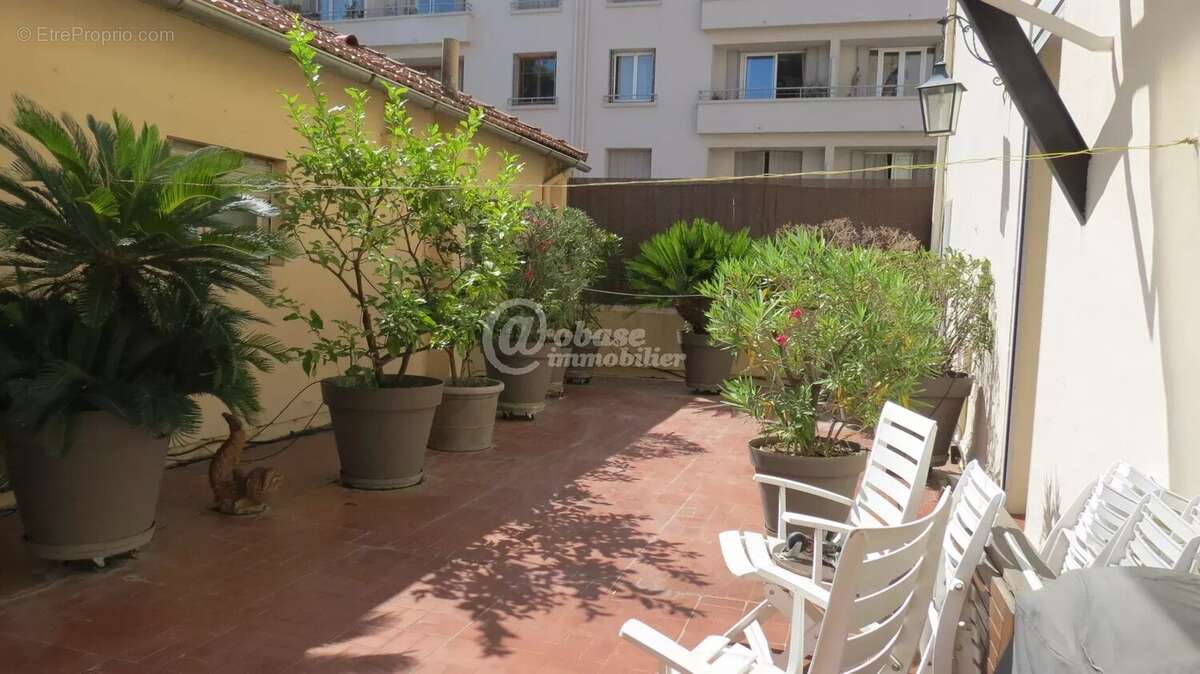 Appartement à MARSEILLE-5E