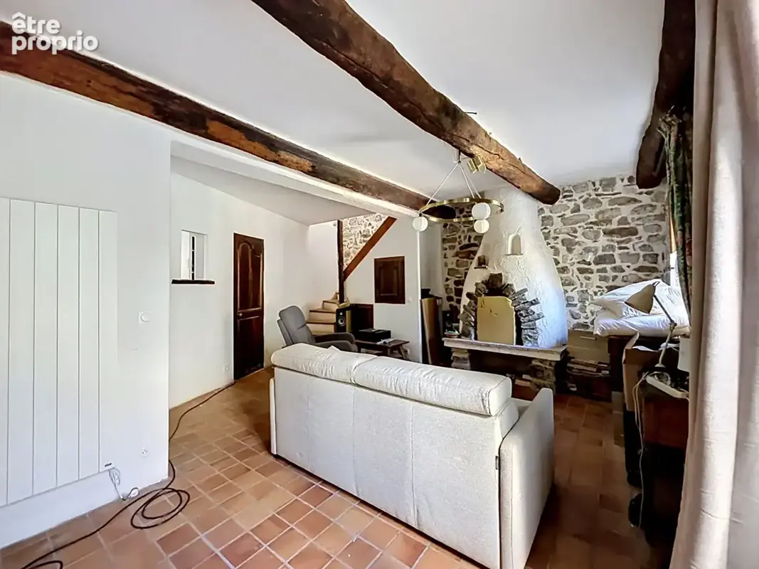 Maison 7 pièces de 137 m2 sur la commune de Massoins ! - photo 3