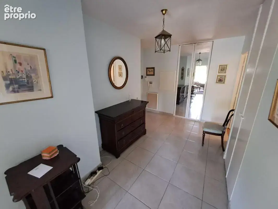 BLANCHE DE CASTILLE, Appartement de109.60 m2 - photo 5