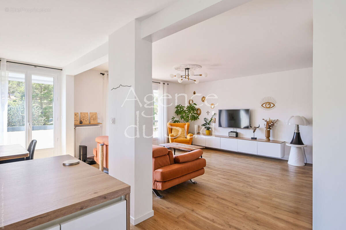 Appartement à CARNOUX-EN-PROVENCE