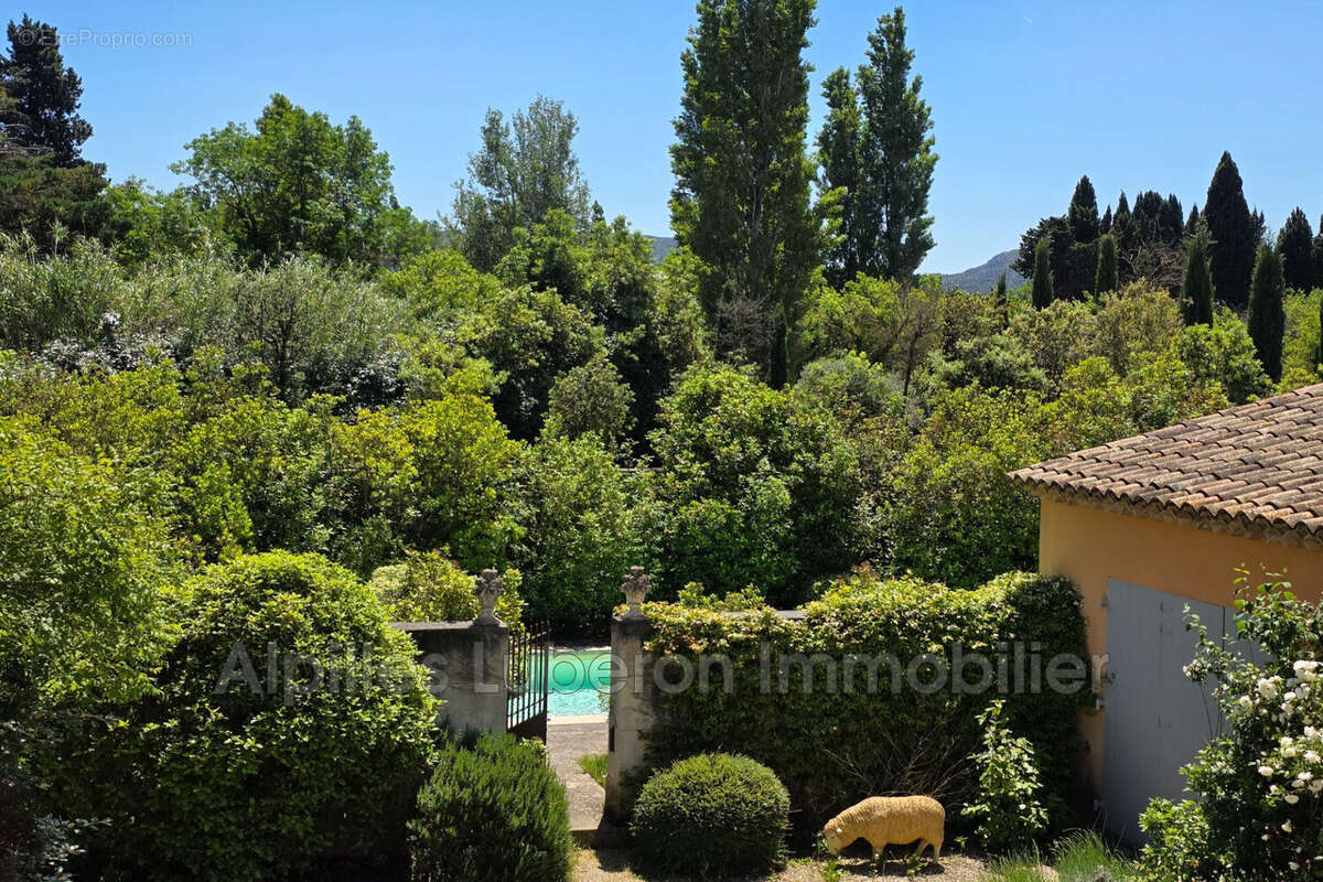 Maison à EYGALIERES