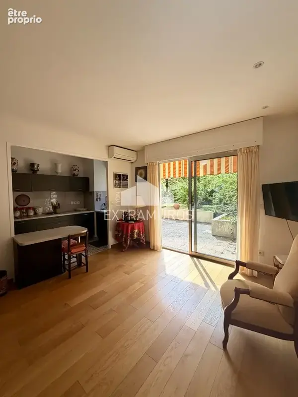 Appartement T2 rez-de-jardin   Lyon 6ᵉ  Résidence sénior - Les Hespérides - photo 3