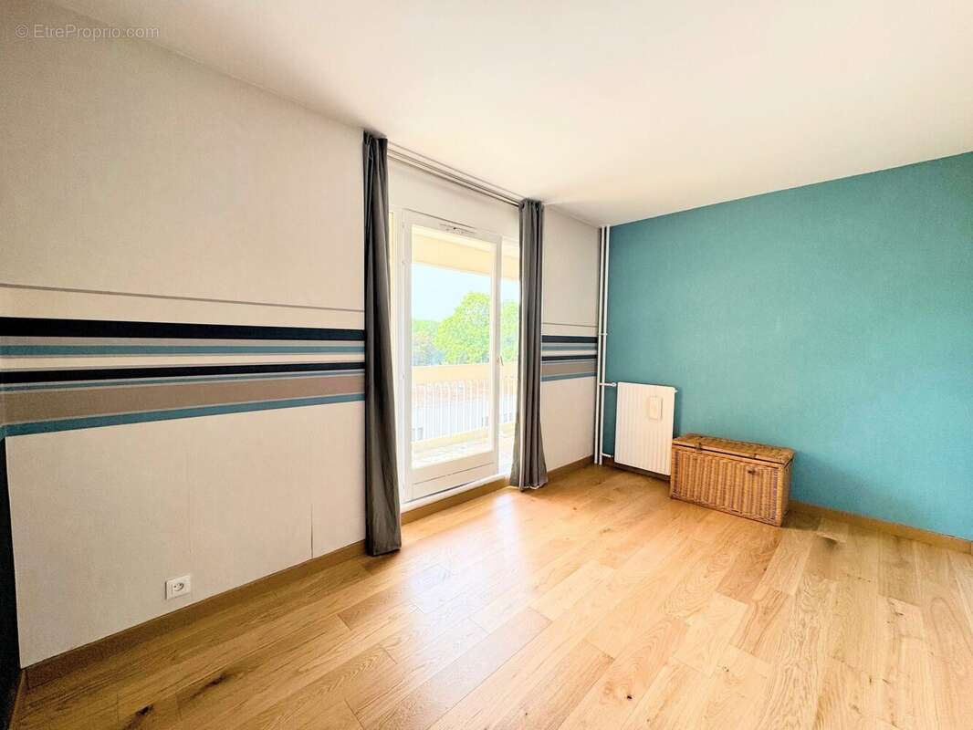 Appartement à ELANCOURT