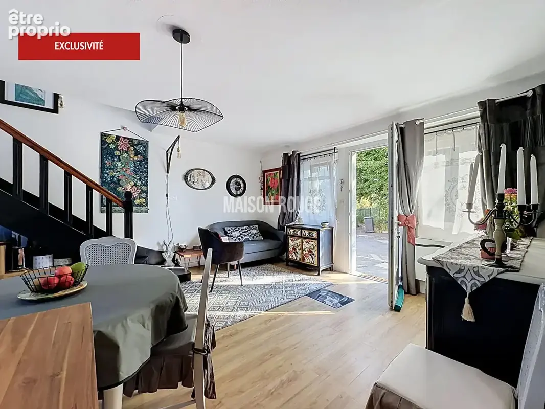SAINT-BRIEUC - Maison rénovée avec soin - 4 chambres, vie de plain-pied et jardin intimiste - photo 2