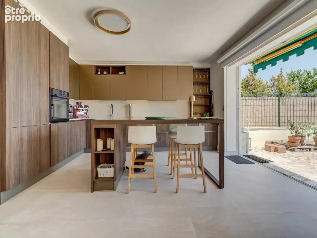 VILLEFRANCHE-SUR-MER  Appartement-villa de 107 m² avec plus de 300 m² de jardin - photo 6