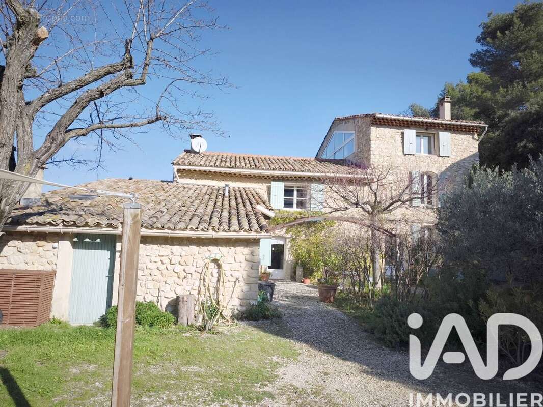 Maison 289 m² à La Roque-Alric  - photo 4