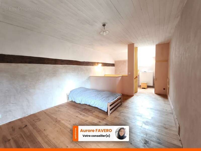 Maison à SAINT-LANGIS-LES-MORTAGNE