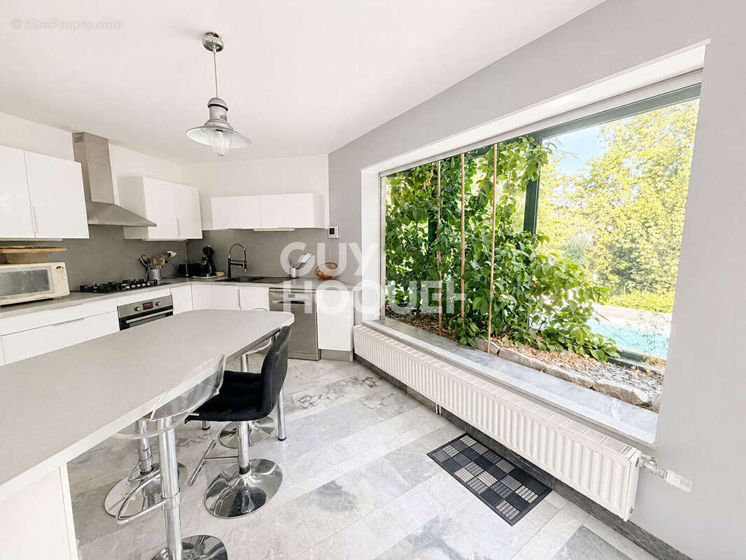 Maison 4 chambres garage piscine - photo 6