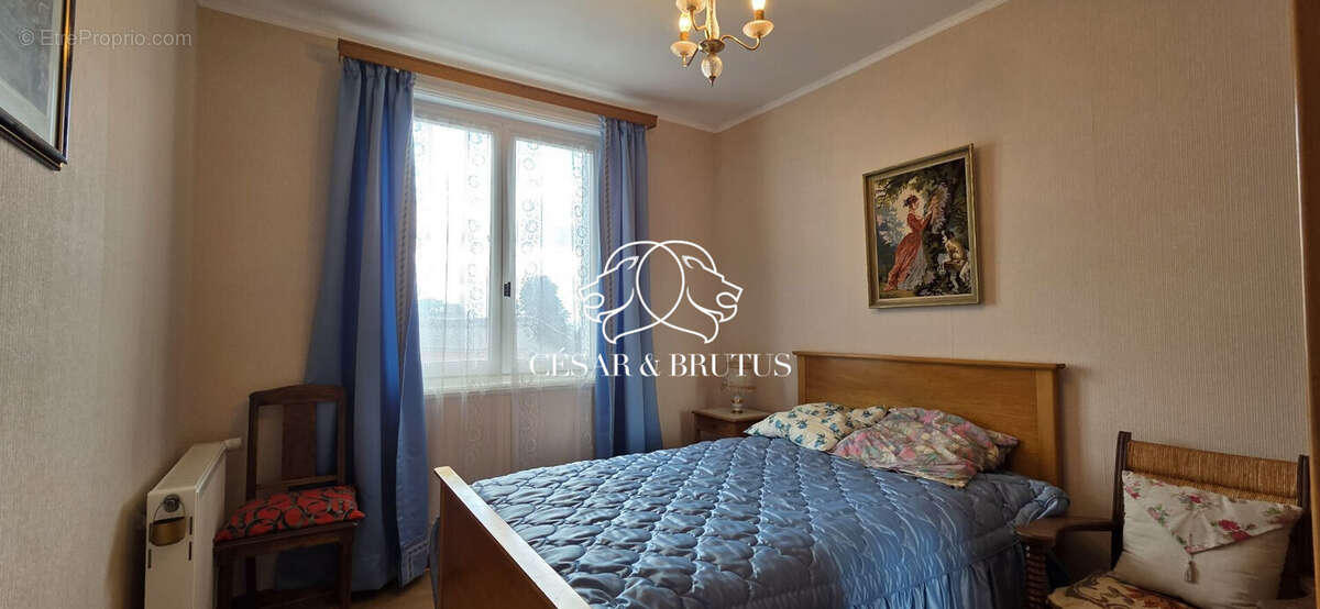 Maison à SANSSAC-L&#039;EGLISE