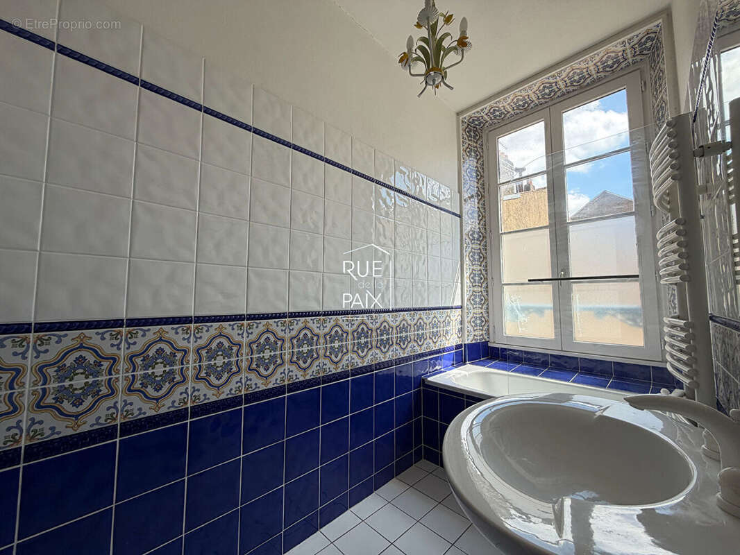 Propriété de caractère - Saint-Maixent-l'École  - 8 chambres - 309m² - photo 8