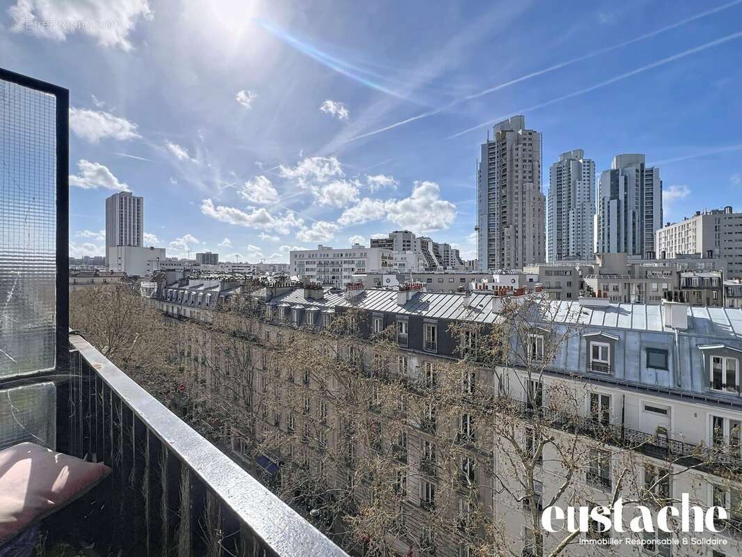 Appartement à PARIS-19E