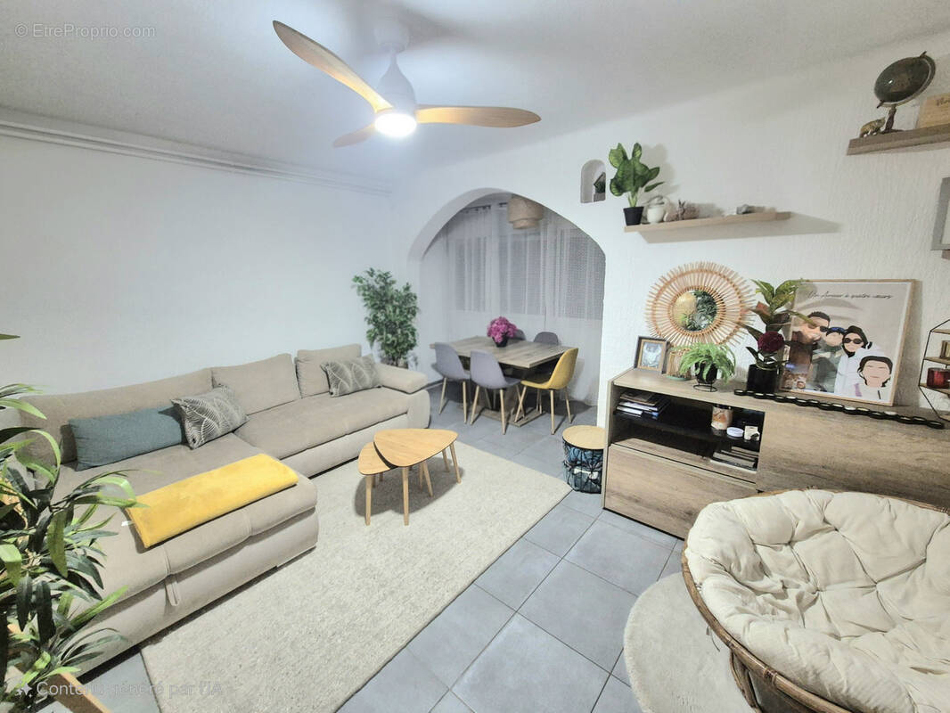 Appartement à HYERES