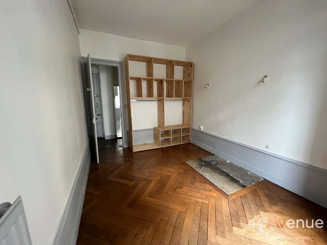 Appartement à SAINT-ETIENNE