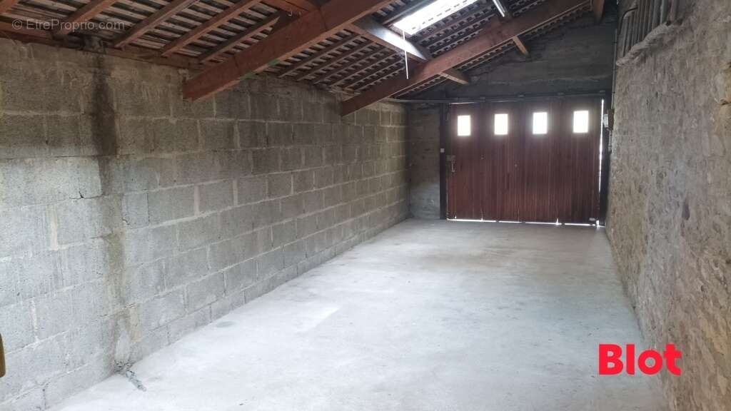 Maison à LA BOUEXIERE