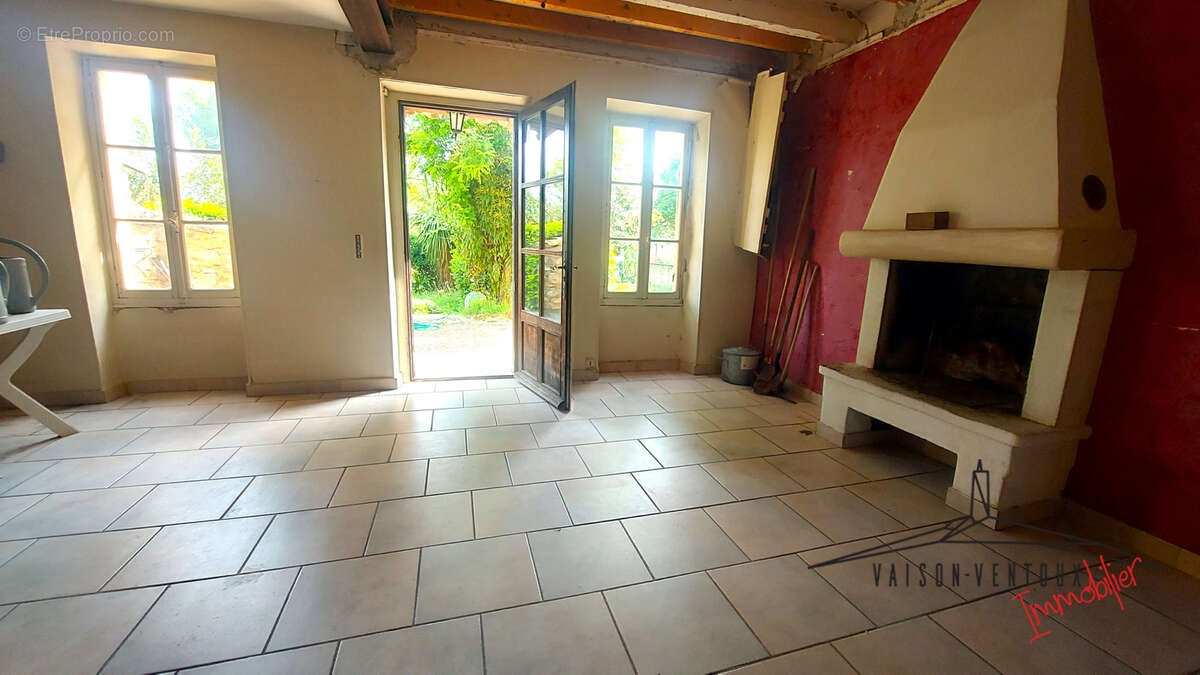 Maison à VAISON-LA-ROMAINE