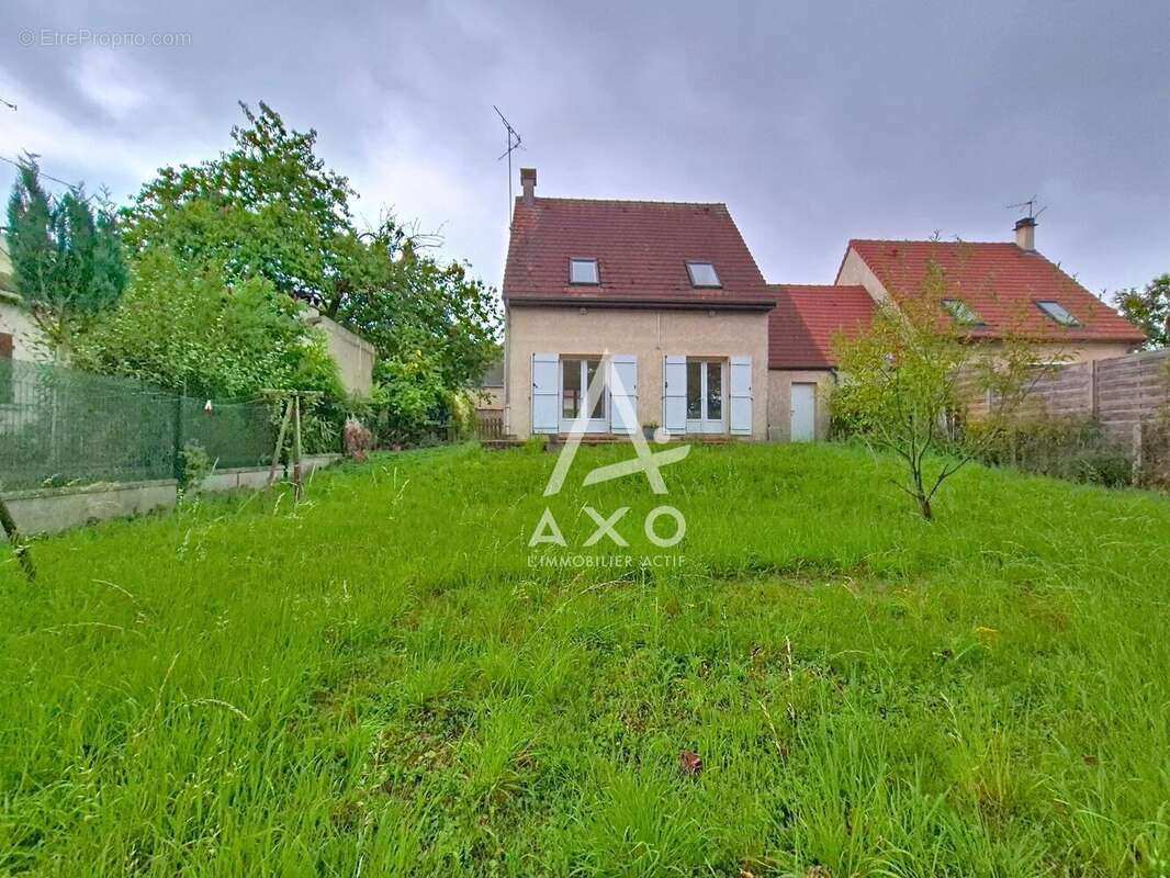 Maison à AMBLAINVILLE