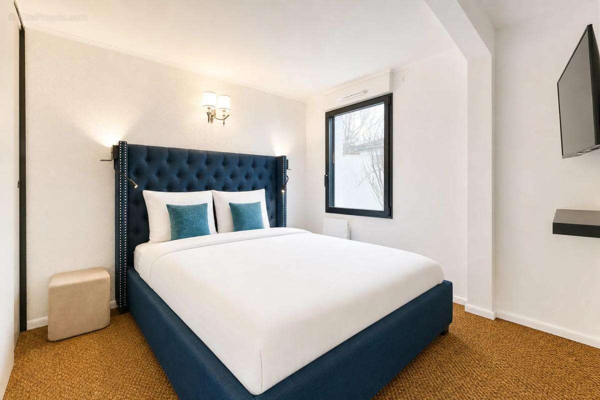 Basse-Goulaine : 450 m² - photo 9