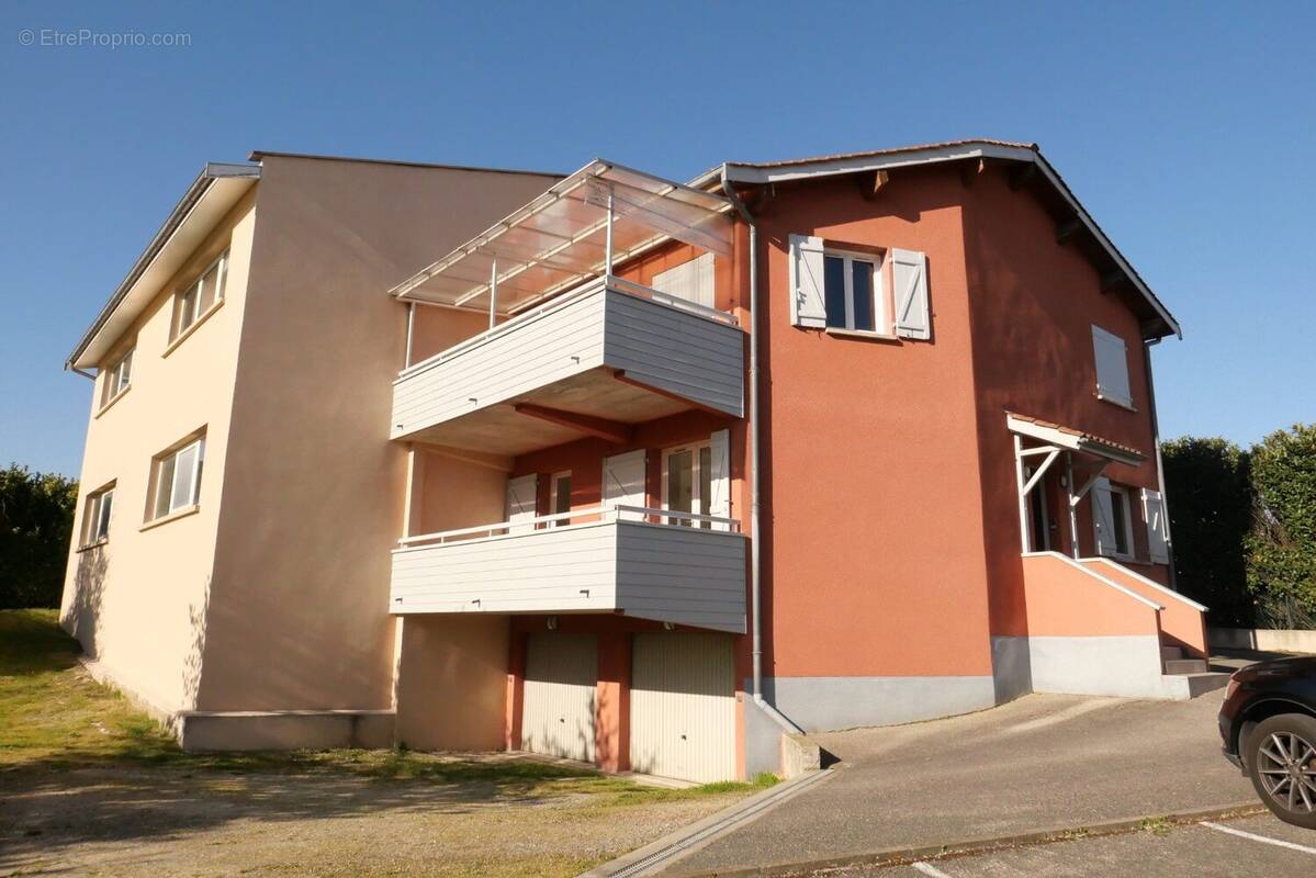 Appartement à VAUGNERAY