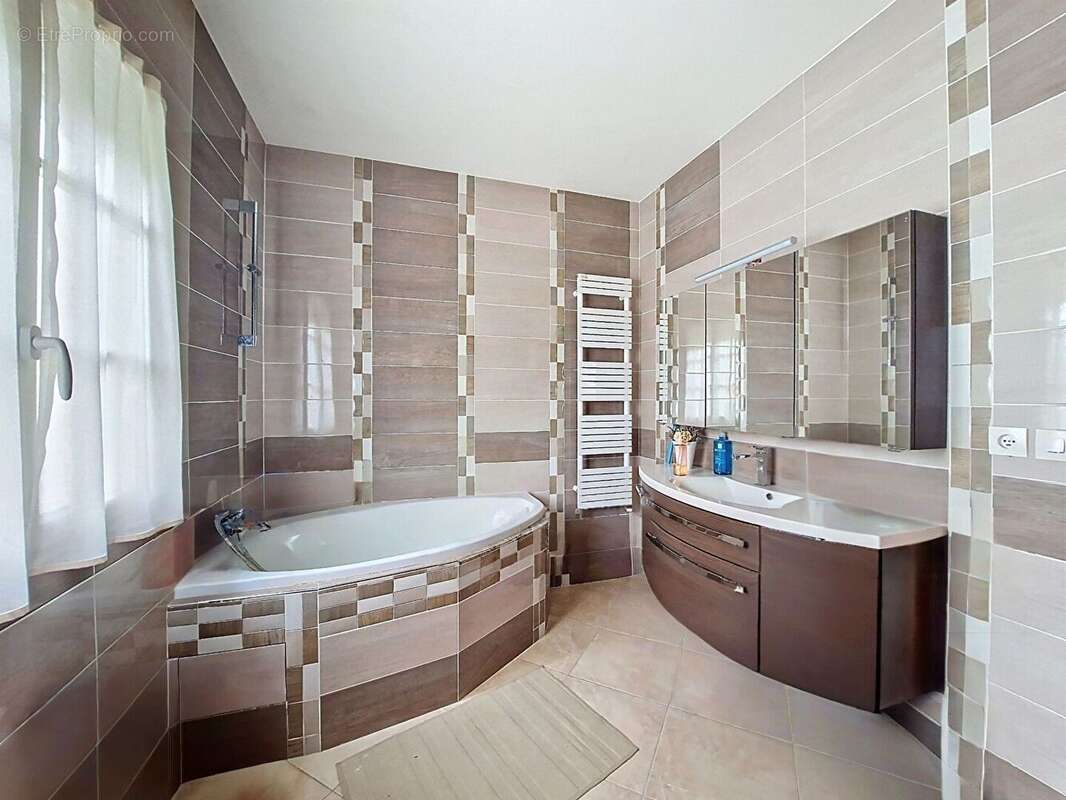 Maison a vendre 5 pièces - photo 10