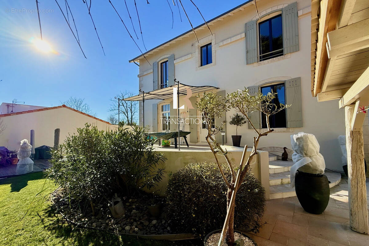 Maison à LA ROCHELLE