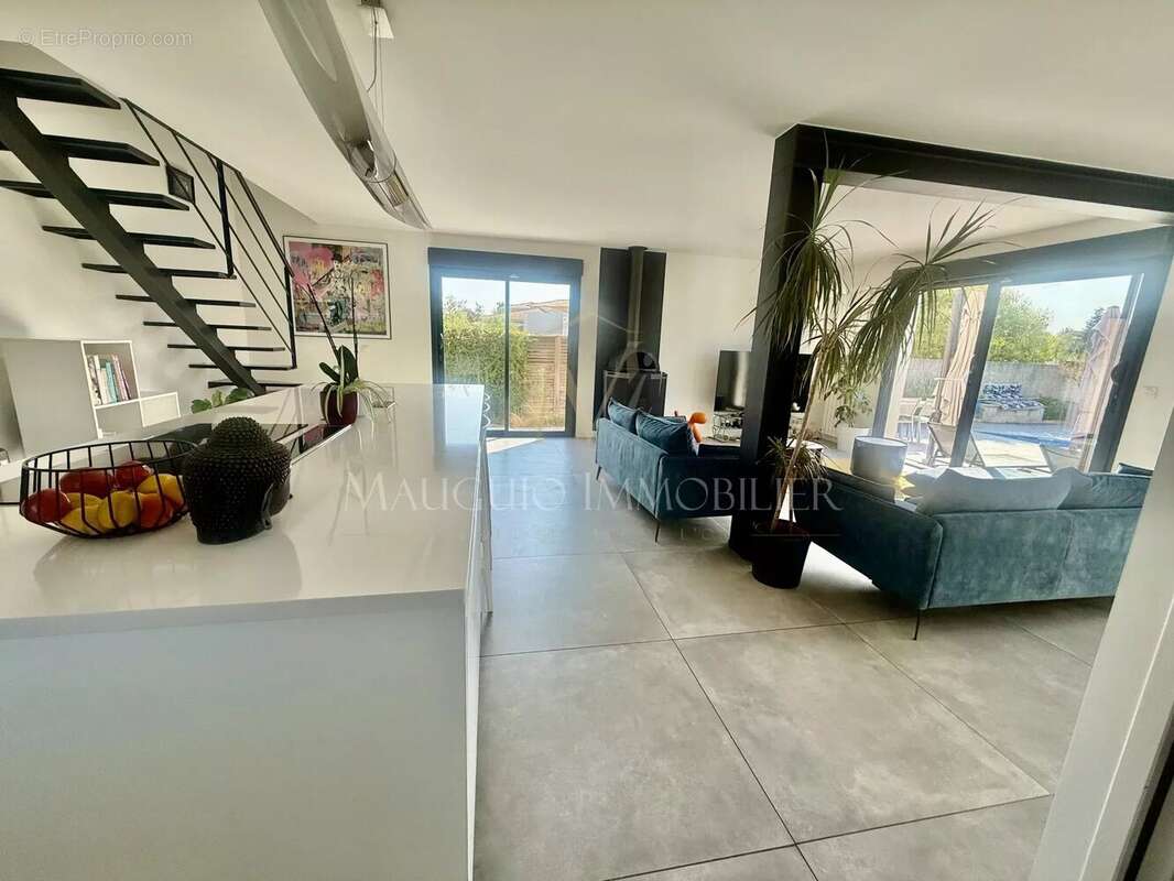 Belle maison F5 - Piscine - photo 12