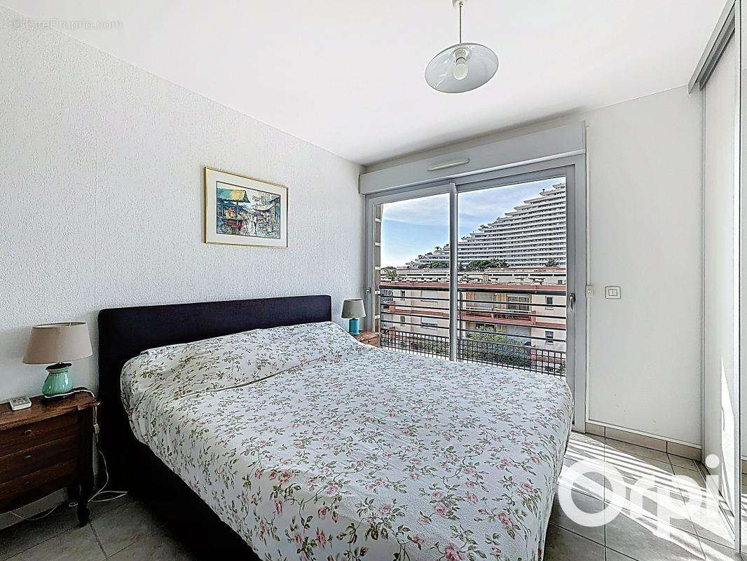 Appartement à VILLENEUVE-LOUBET