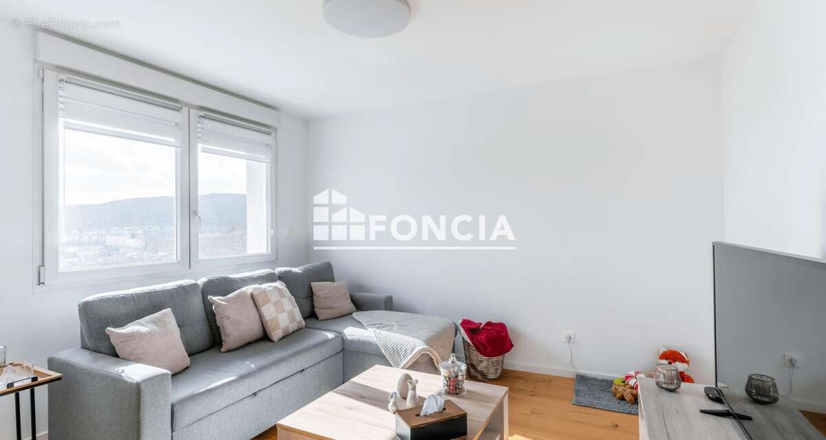 Appartement à FAMECK