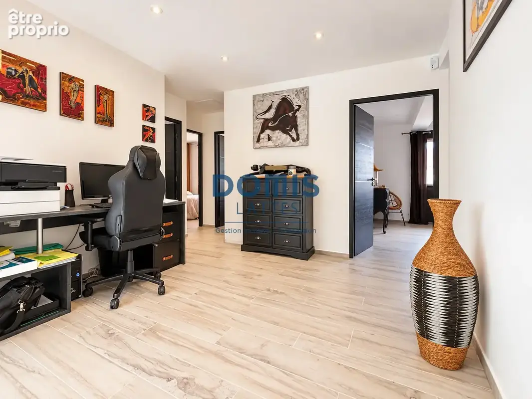 Palavas-les-flots   villa contemporaine t6 de 187 m2 avec piscin - photo 9