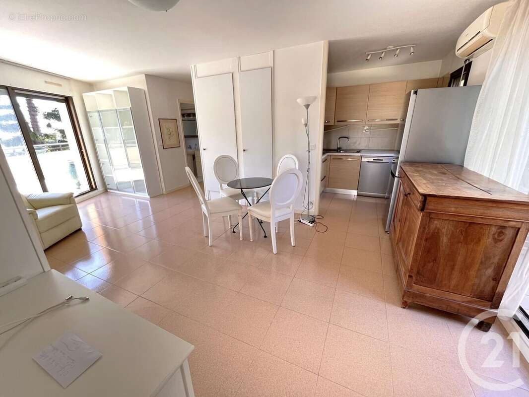Appartement à MENTON