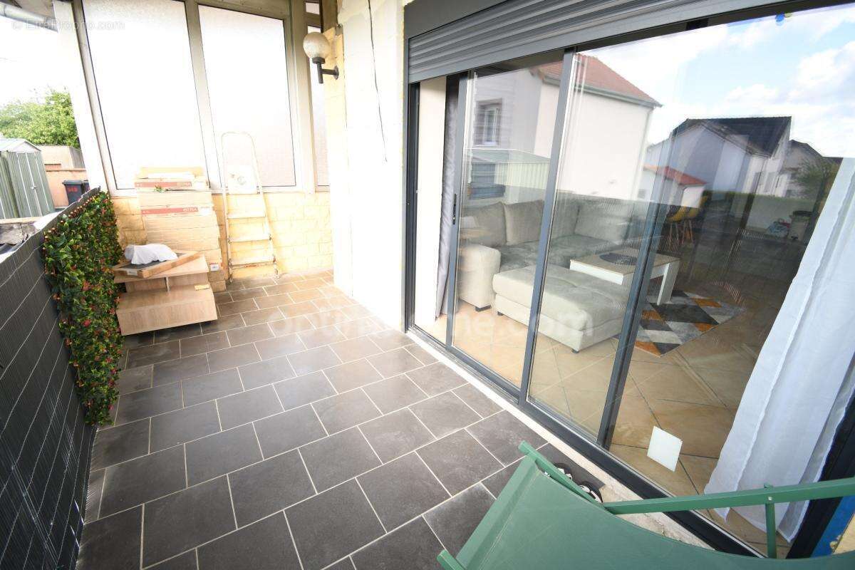 Immeuble complet - 3 appartements - places parking - photo 13