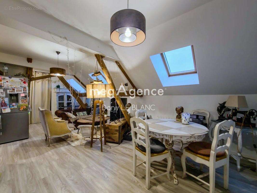 Ensemble immobilier – 4 appartements + maison + grange - photo 8