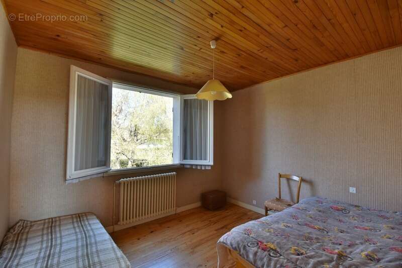 Maison à SAINT-AGREVE