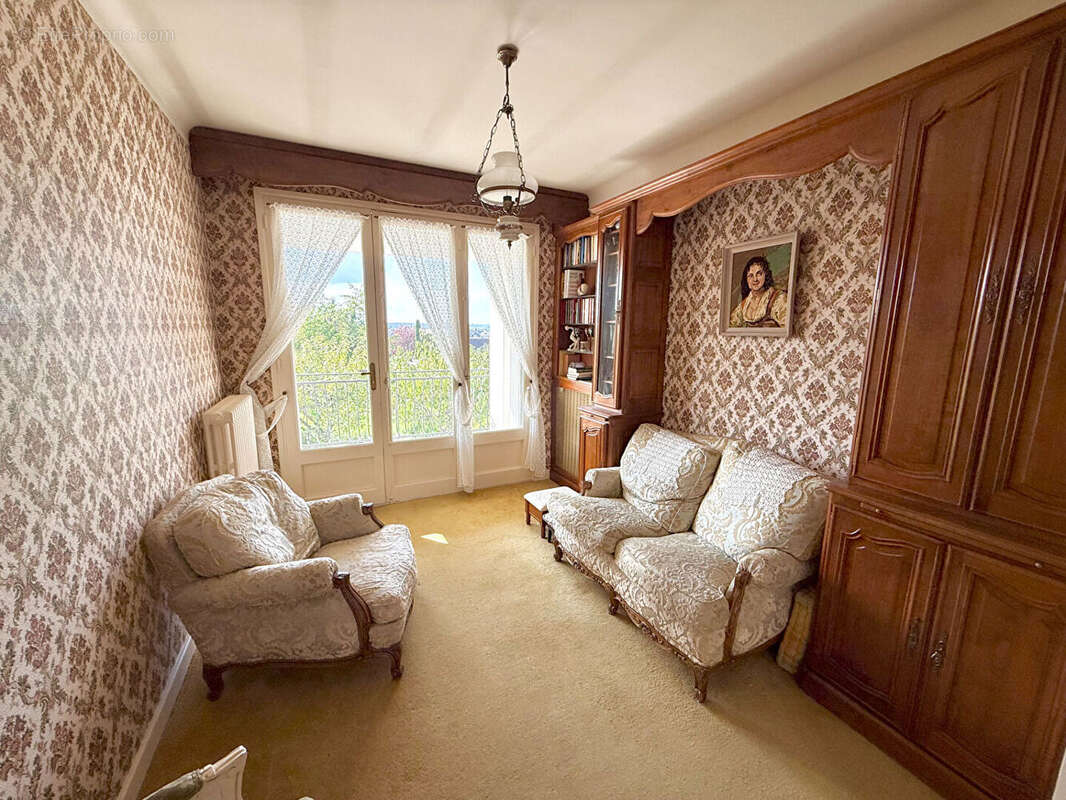 Maison à YZEURE